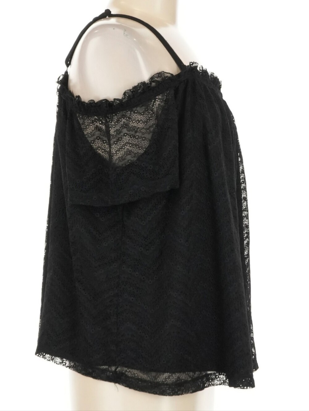 NWT Torrid Women Black Lace Cold Shoulder Top Blouse Size 2 Oversize - Picture 5 of 6